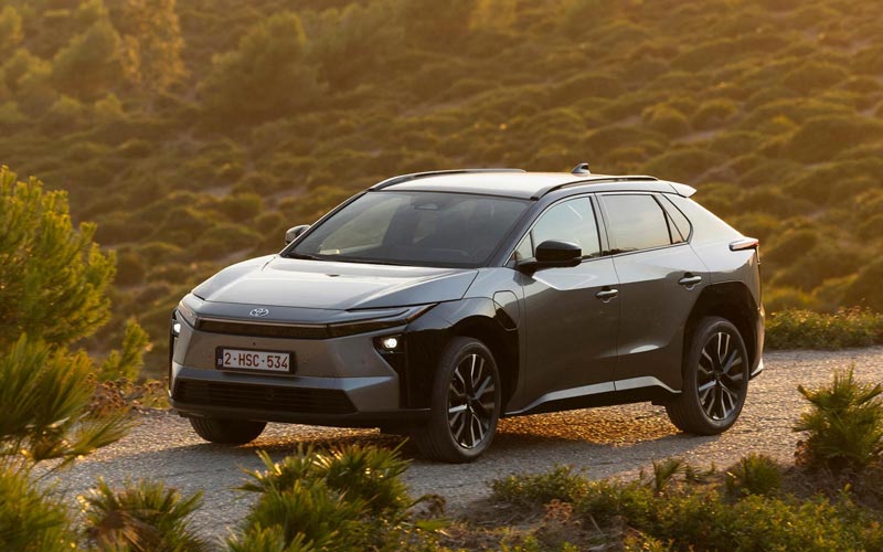 ���� Toyota bZ4X 