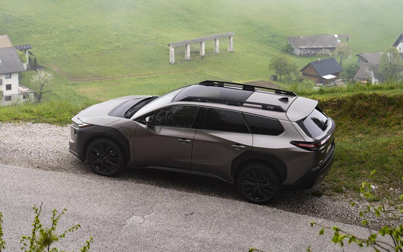 ���� Toyota bZ4X Touring 