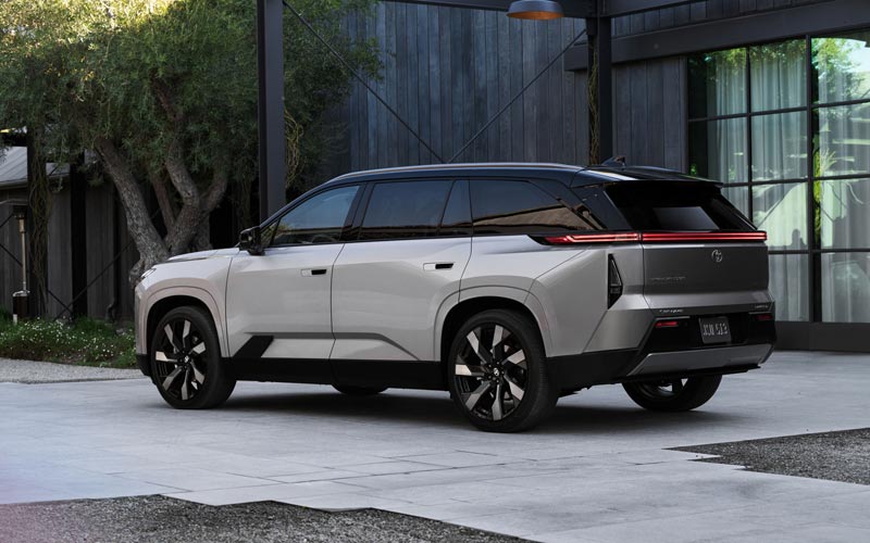 ���� Toyota Highlander 2026 