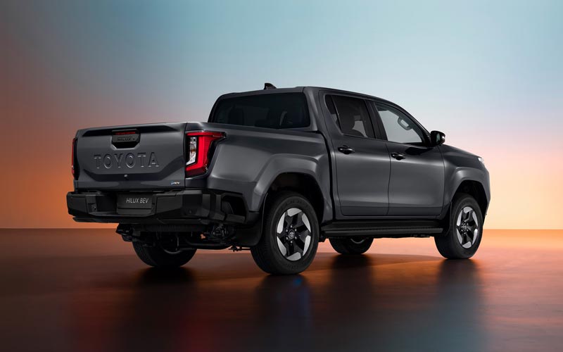 ���� Toyota Hilux 