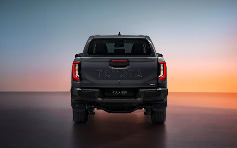 ���� Toyota Hilux 