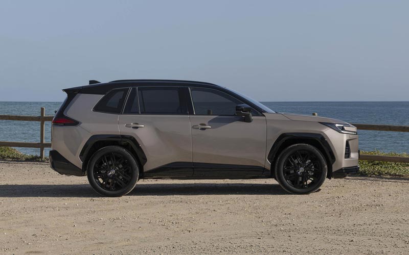 ���� Toyota RAV4 
