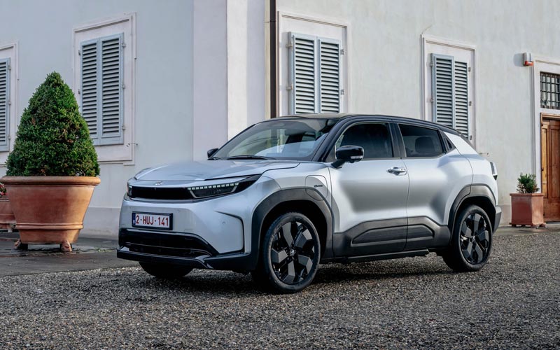 ���� Toyota Urban Cruiser 