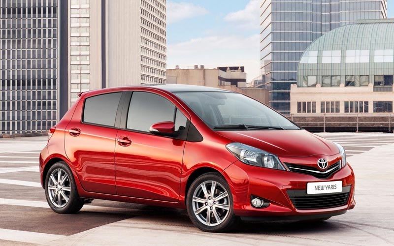  Toyota Yaris  (2011-2014)