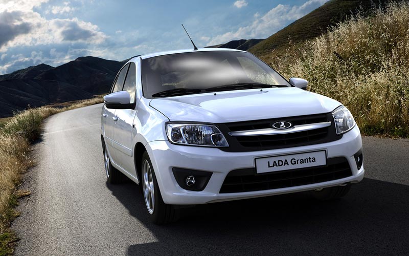  Lada Granta Liftback  (2014-2018)
