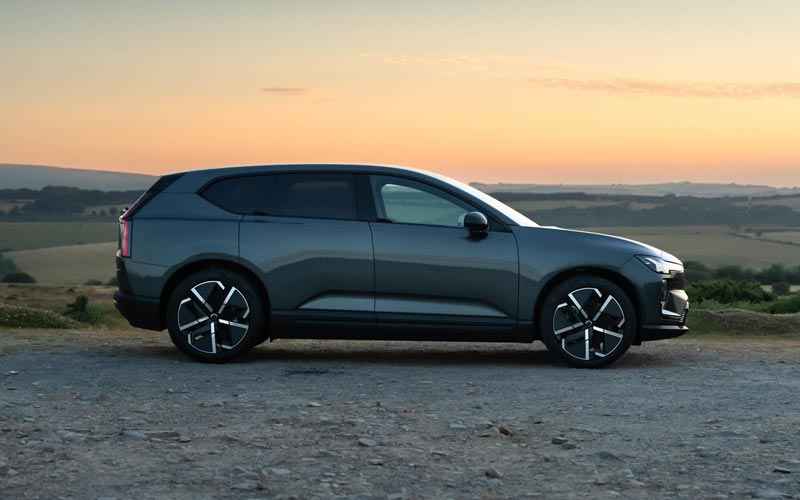 ���� Volvo EX60 