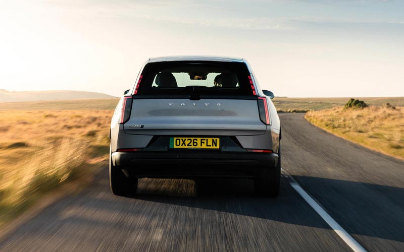 ���� Volvo EX60 