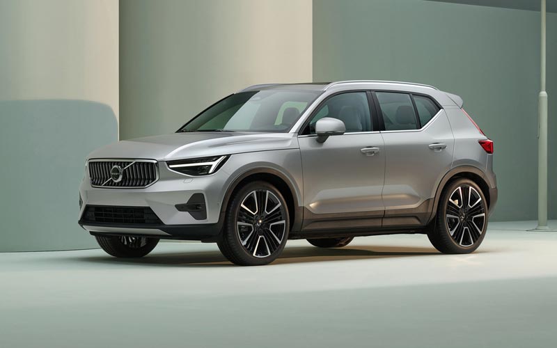 ���� Volvo XC40 