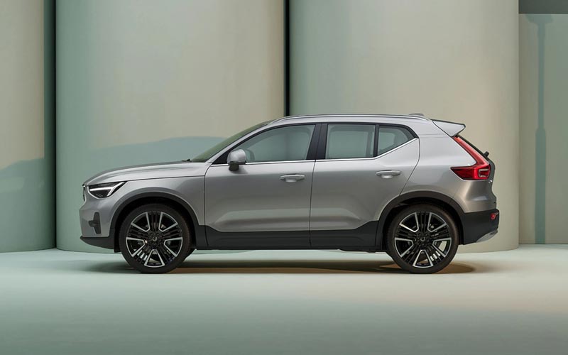 ���� Volvo XC40 