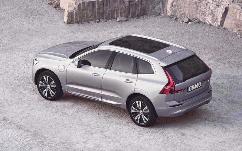 ���� Volvo XC60  (2021-2025)