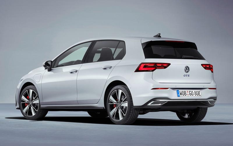  Volkswagen Golf GTE  (2020-2024)