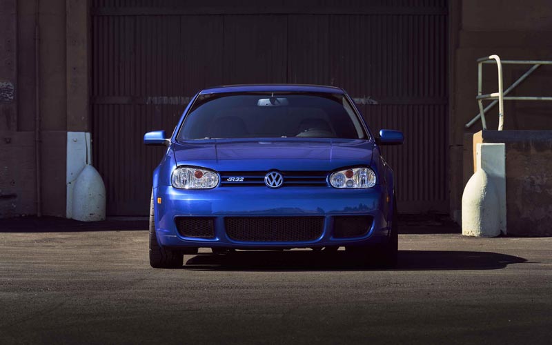  Volkswagen Golf R  (2002-2004)