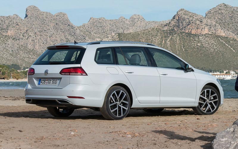  Volkswagen Golf Variant  (2016-2019)