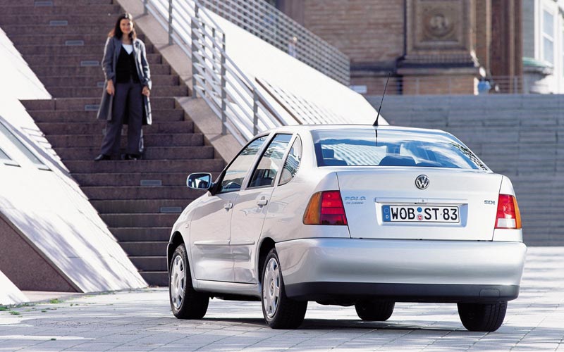 Volkswagen Polo Classic  (1999-2001)