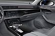 Интерьер салона Audi A8 L. Фото #10