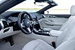 Интерьер салона BMW 8-series Cabrio. Фото #16