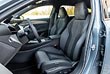 Интерьер салона Peugeot 308 SW. Фото #7