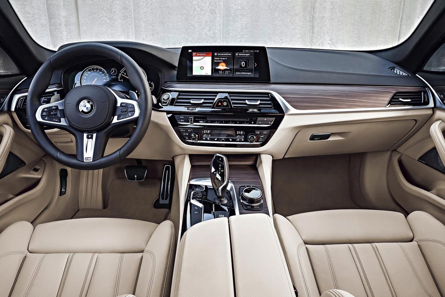 BMW 5 2018 Interior