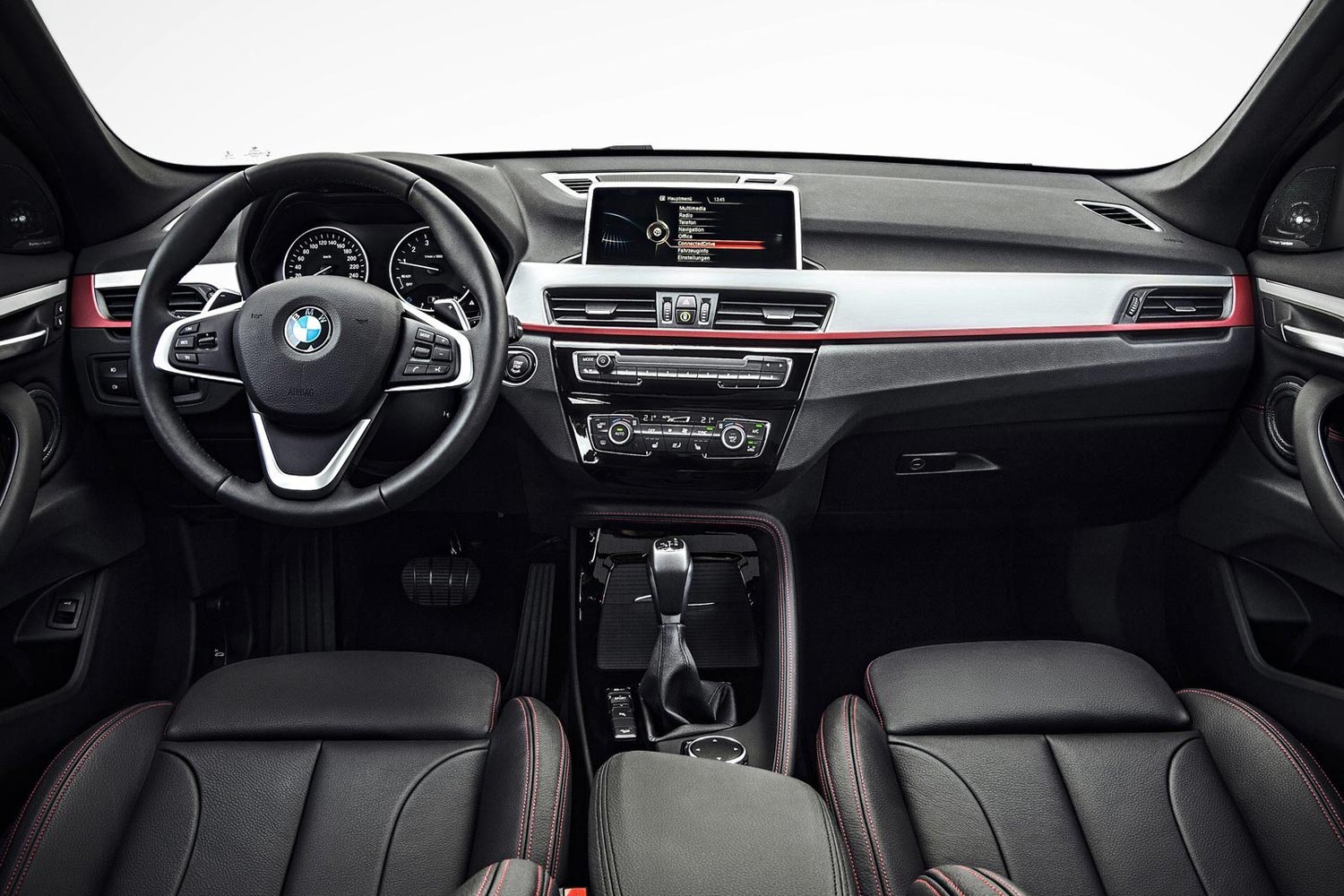   BMW X1 2015-2019   BMW X1  4