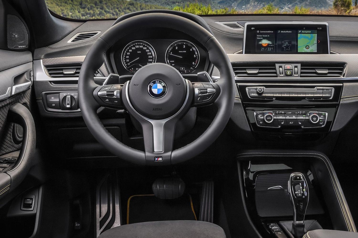 BMW x2 2020 салон