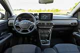 Интерьер салона Dacia Sandero Stepway