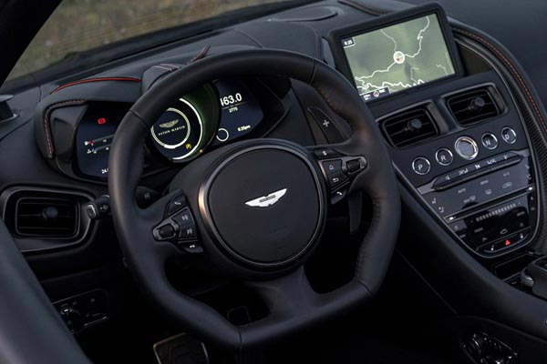   Aston Martin DBS Superleggera Volante