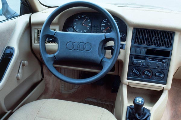   Audi 80