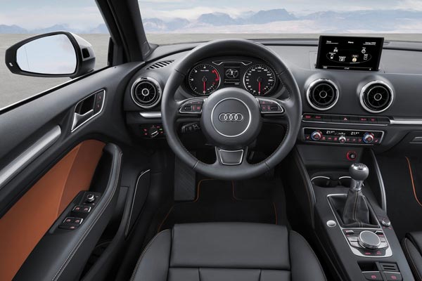 Интерьер салона Audi A3 Sedan