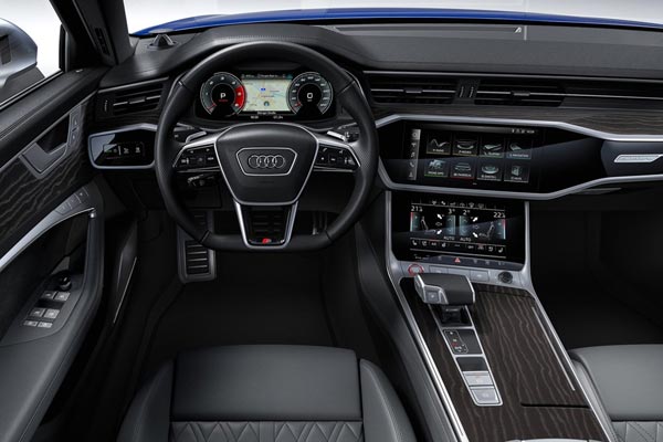 Интерьер салона Audi S6