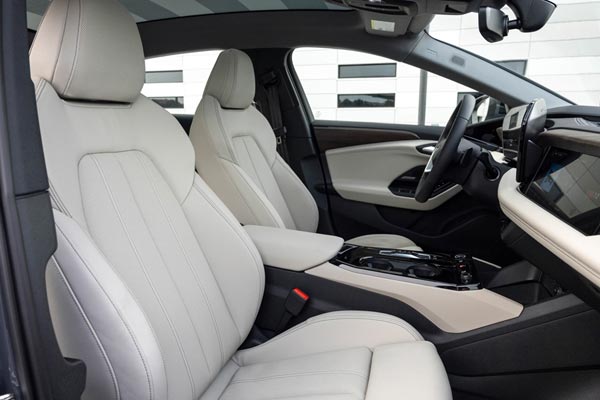 �������� ������ Audi A6 e-tron