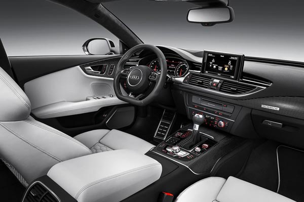 Интерьер салона Audi RS7