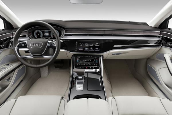 Интерьер салона Audi A8 L
