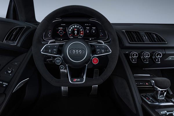 Интерьер салона Audi R8