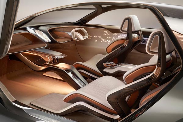Интерьер салона Bentley EXP 100 Concept