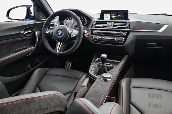   BMW M2 CS
