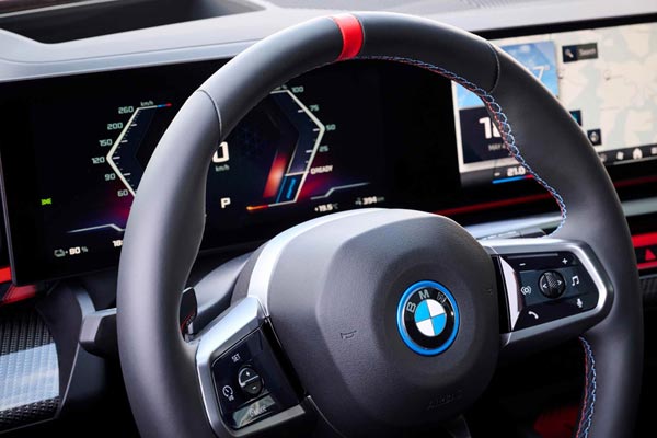   BMW i5 Touring M60