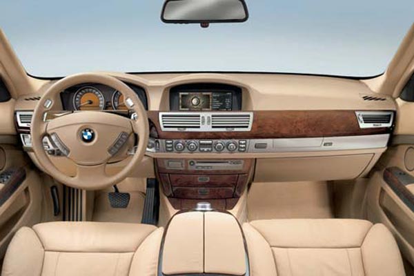   BMW 7-series