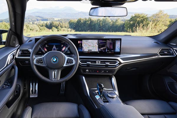   BMW i4