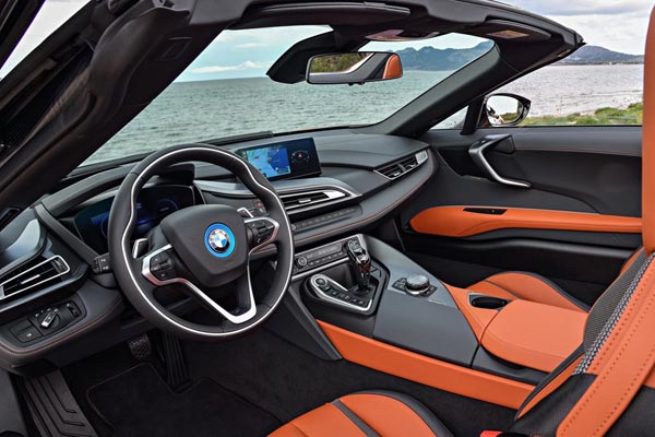   BMW i8 Roadster