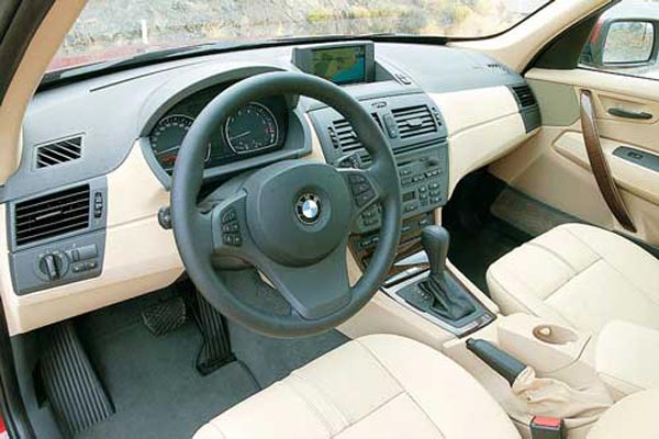 Интерьер салона BMW X3