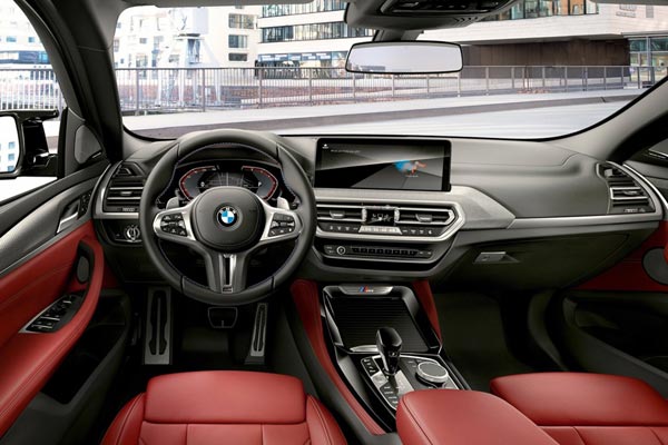 Интерьер салона BMW X4