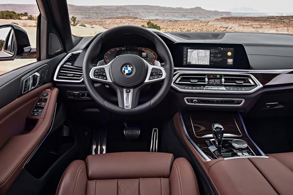 Интерьер салона BMW X5