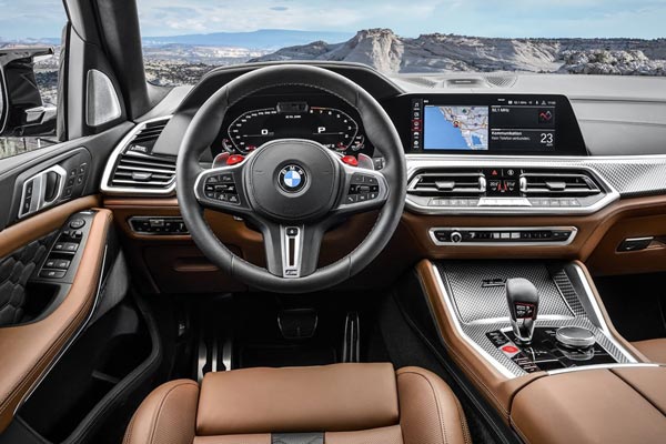 Интерьер салона BMW X5 M