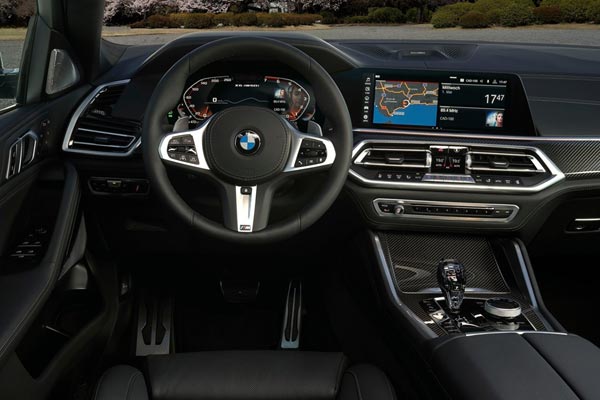 Интерьер салона BMW X6