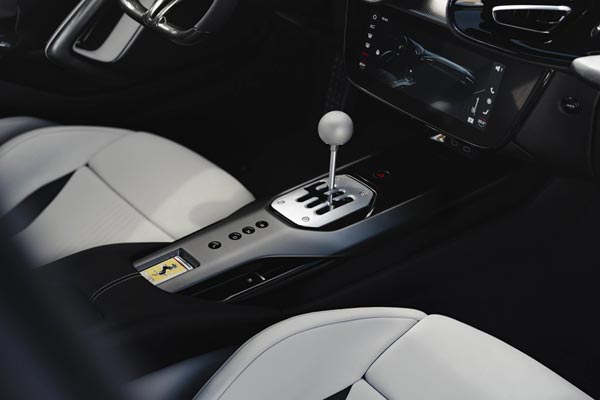 �������� ������ Ferrari 12Cilindri