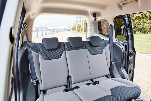   Ford Tourneo Courier