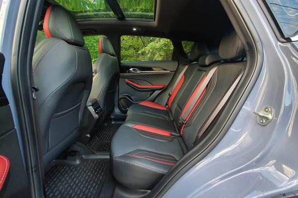 �������� ������ Geely Coolray