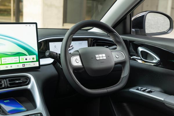 �������� ������ Geely EX2
