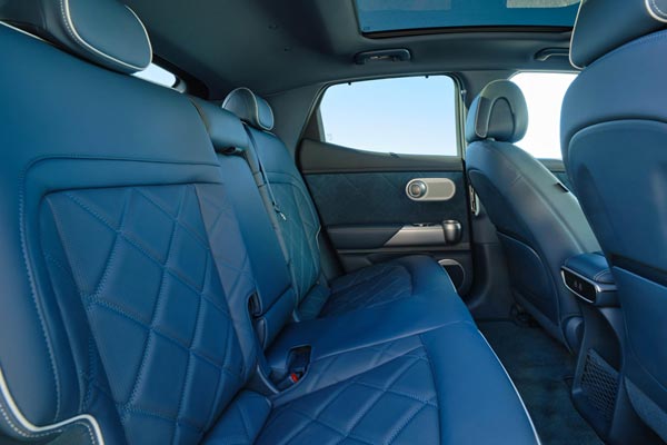 �������� ������ Genesis GV60