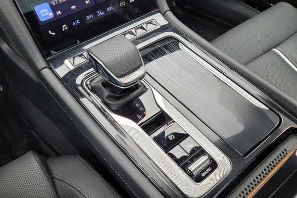 �������� ������ Hongqi H6